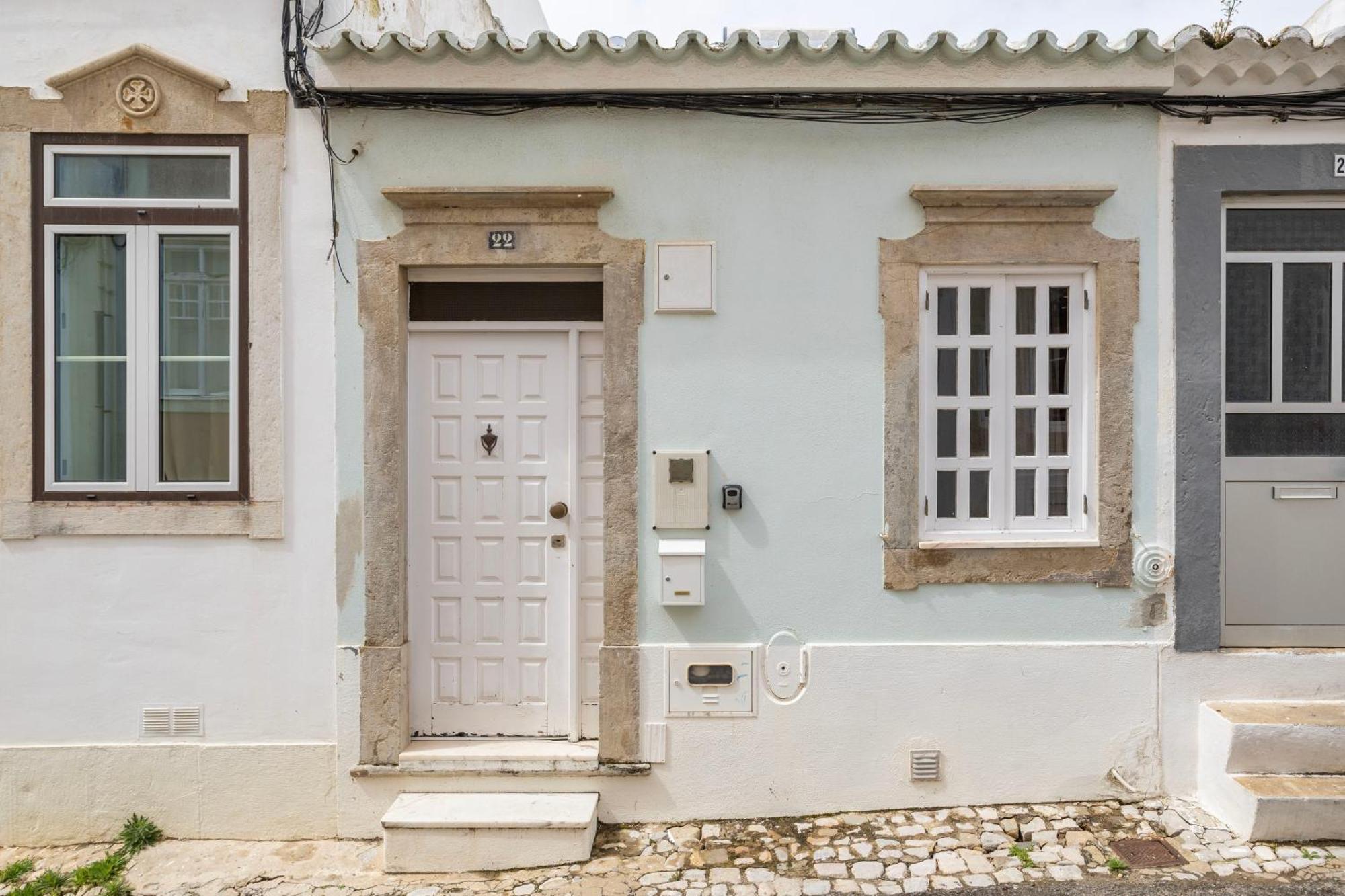 The Central Townhouse 法鲁区 外观 照片